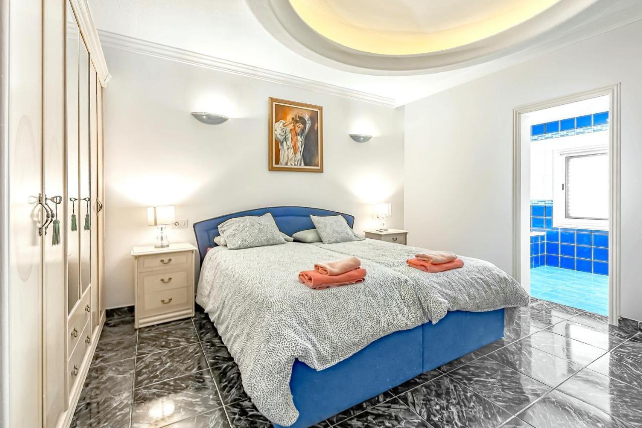 Villa Raquel With Private Pool And Sea View Los Menores Екстериор снимка